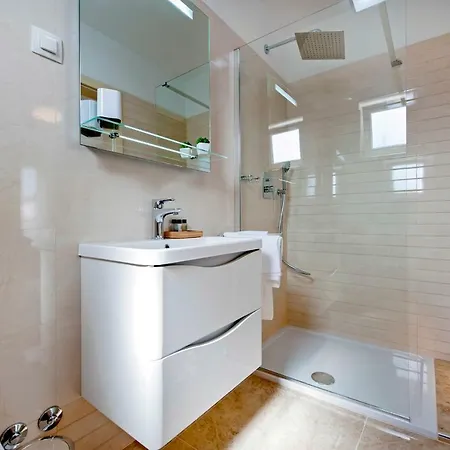 Apartment And Studio Tereza Rovinj Exterior photo
