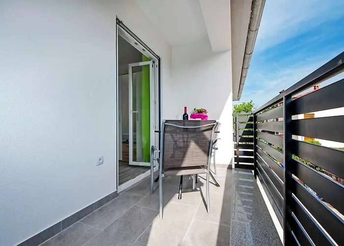 Apartment And Studio Tereza