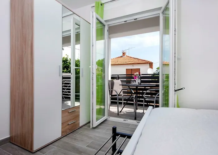Apartment And Studio Tereza