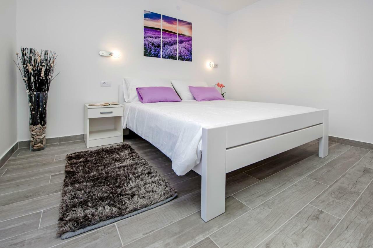 Apartment And Tereza *