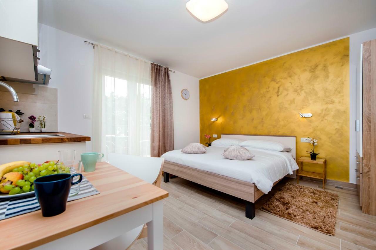 Apartment And Tereza *
